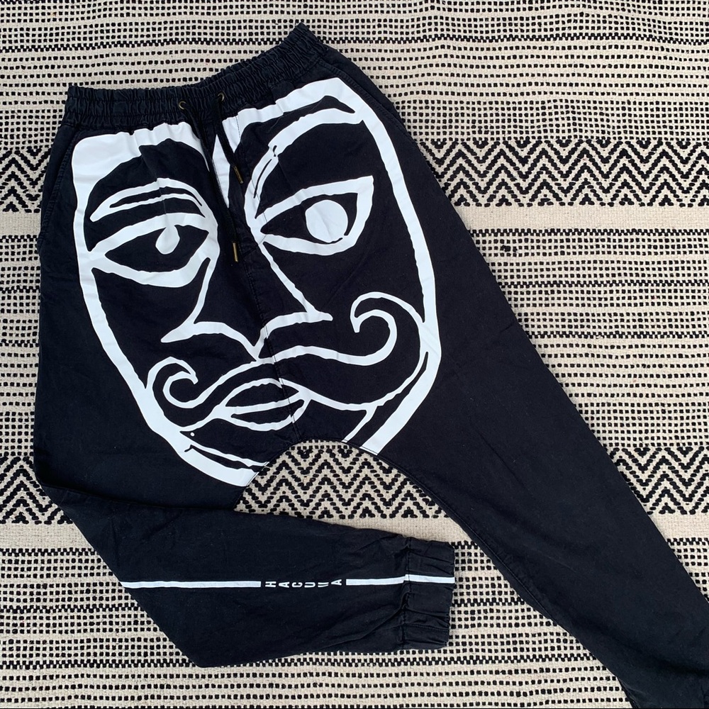 Haculla Drop Crotch Graphic Jogger size XS